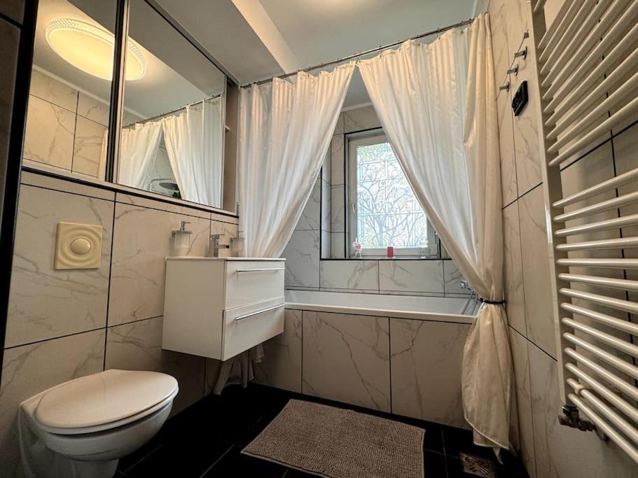 Ultra Central Premium Duplex Budapest Luaran gambar